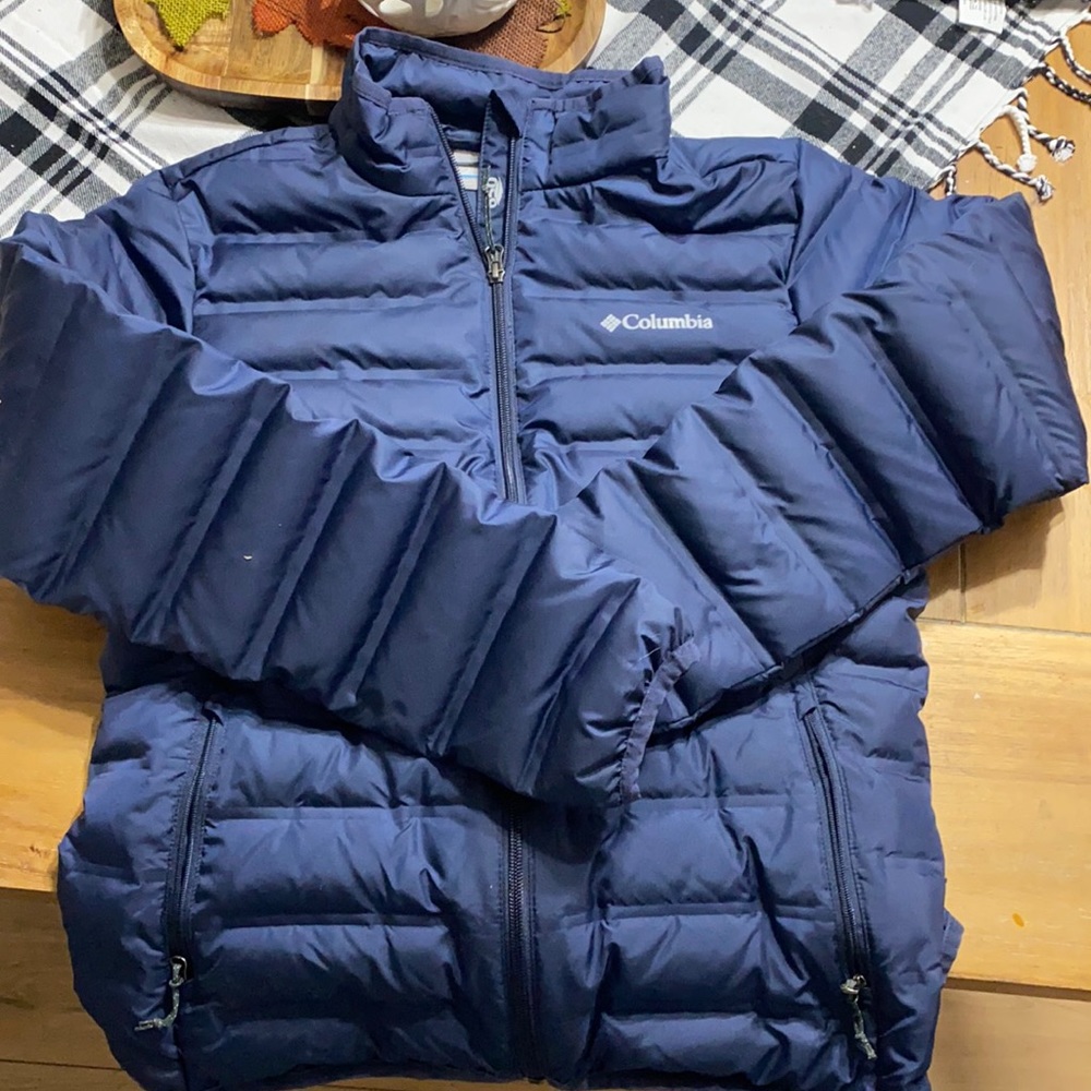 Size medium 650 Columbia jacket